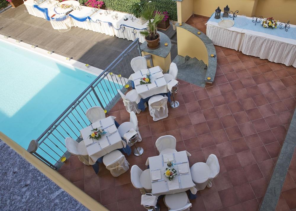 Casarile Hotel Il Castelletto מראה חיצוני תמונה