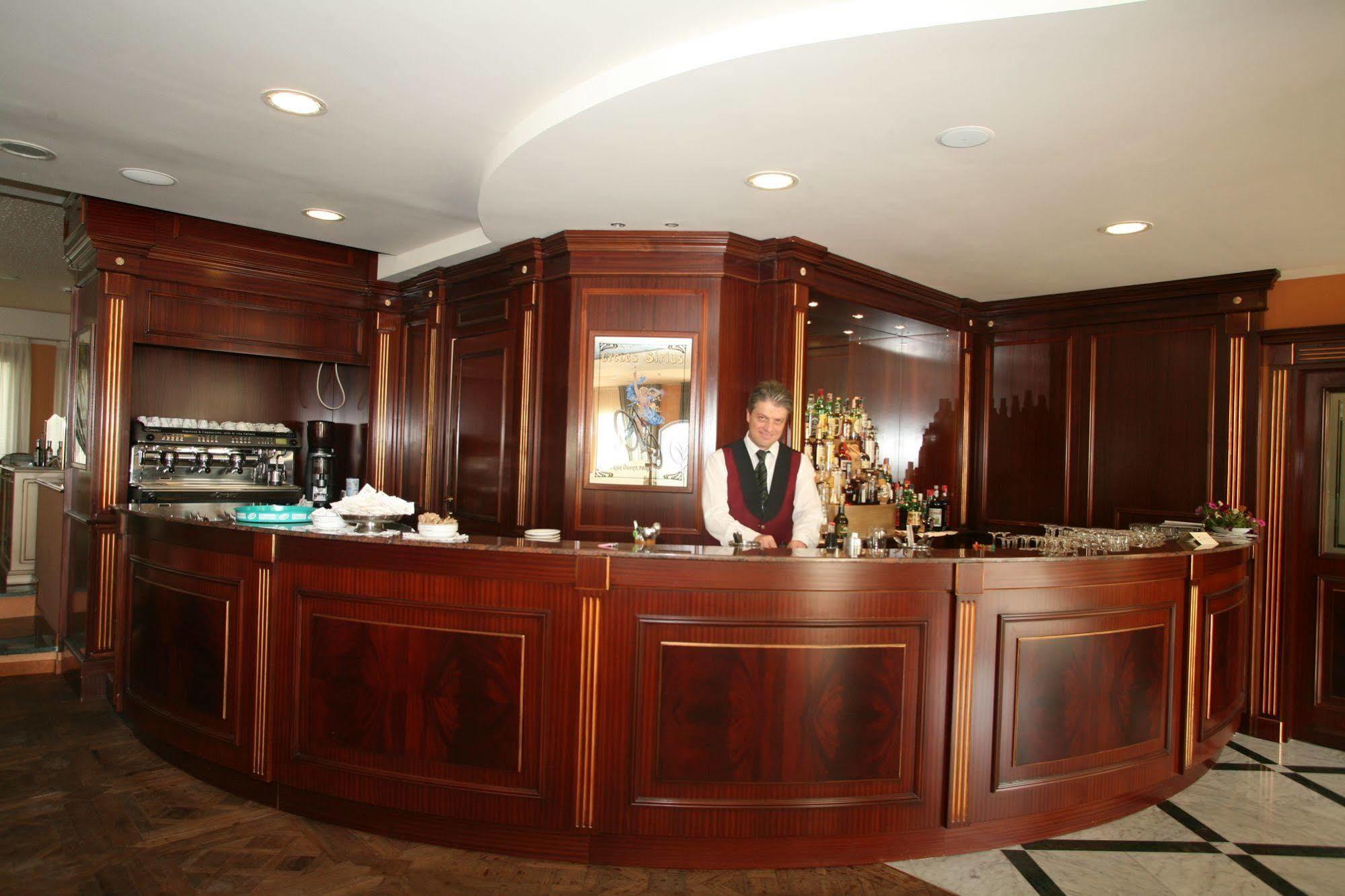 Casarile Hotel Il Castelletto מראה חיצוני תמונה