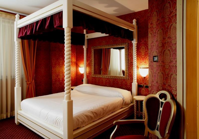Casarile Hotel Il Castelletto מראה חיצוני תמונה